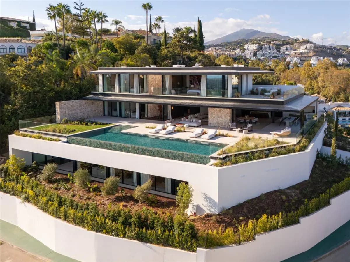 Masterpiece Trophy Estate — Benahavis, Costa del Sol — Photograph 1