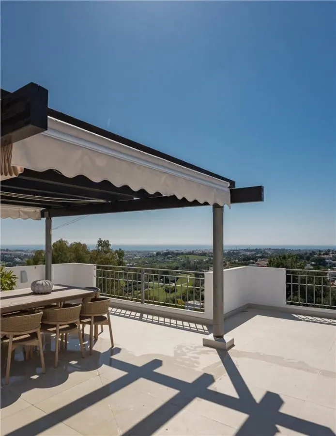 Panoramic Horizon Penthouse 40 — Los Monteros, Benahavis — Photograph 1