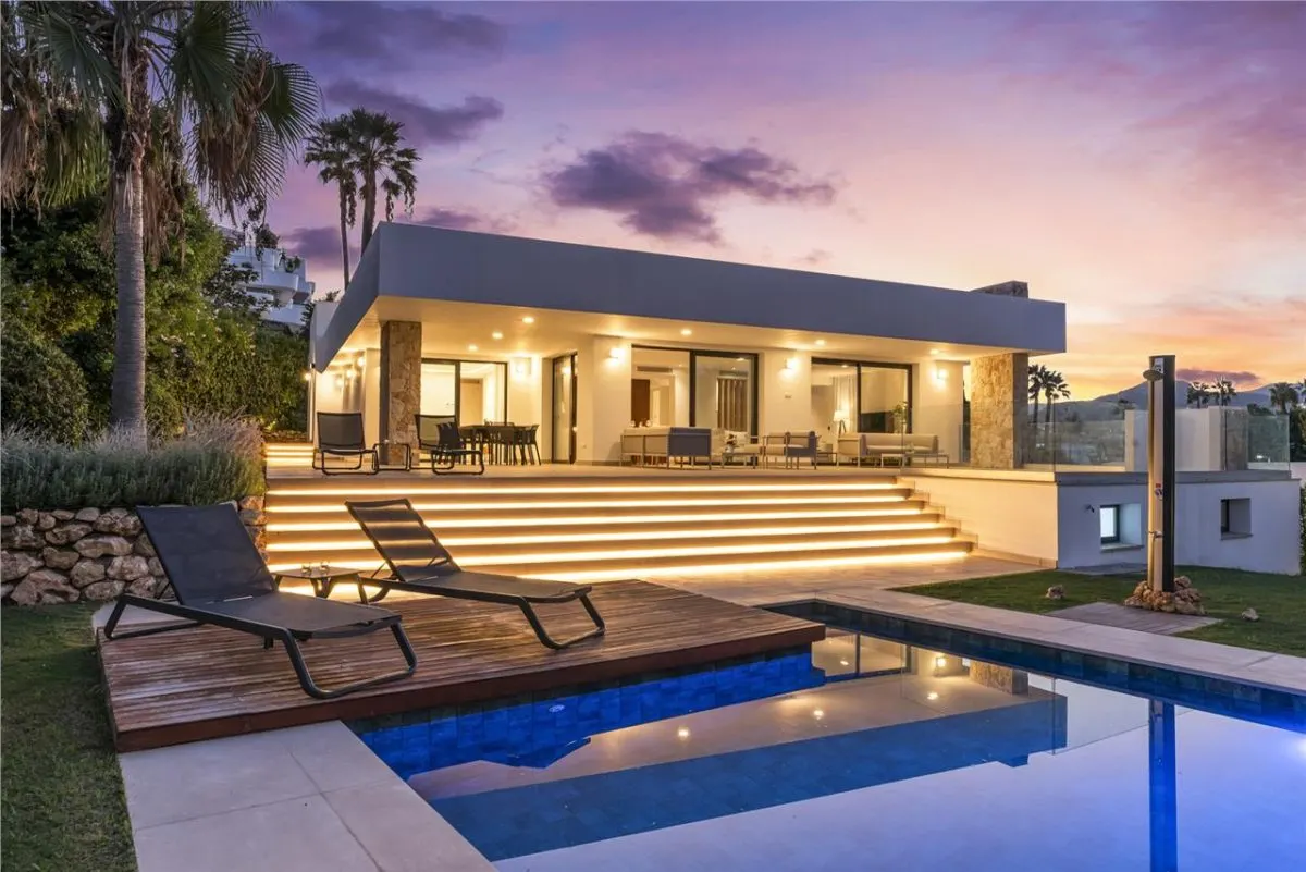 Villa Horizon 63 — Calahonda Private Estate, San Pedro de Alcantara view 2