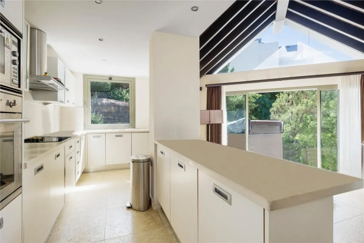 Panoramic Horizon Penthouse 81 — La Zagaleta, Benahavis view 7