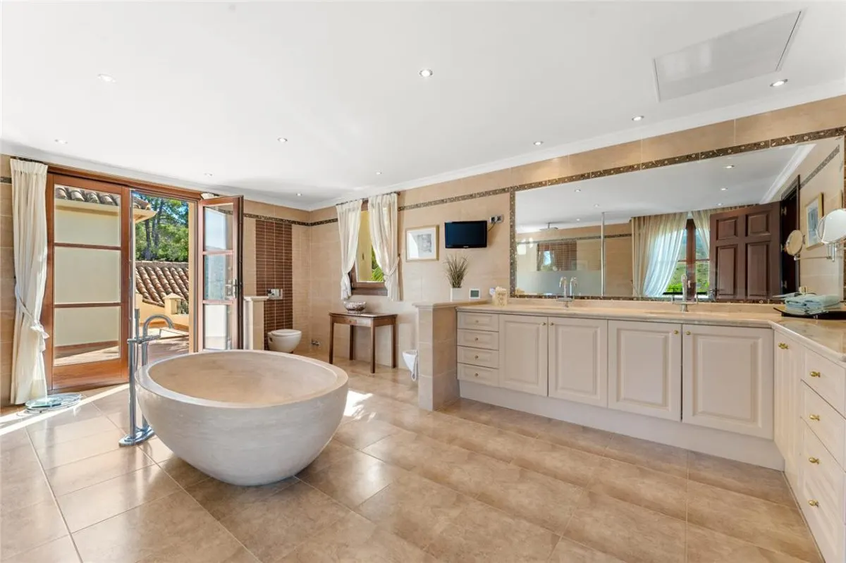 Private Belvedere Estate 112 — New Golden Mile, Estepona view 8