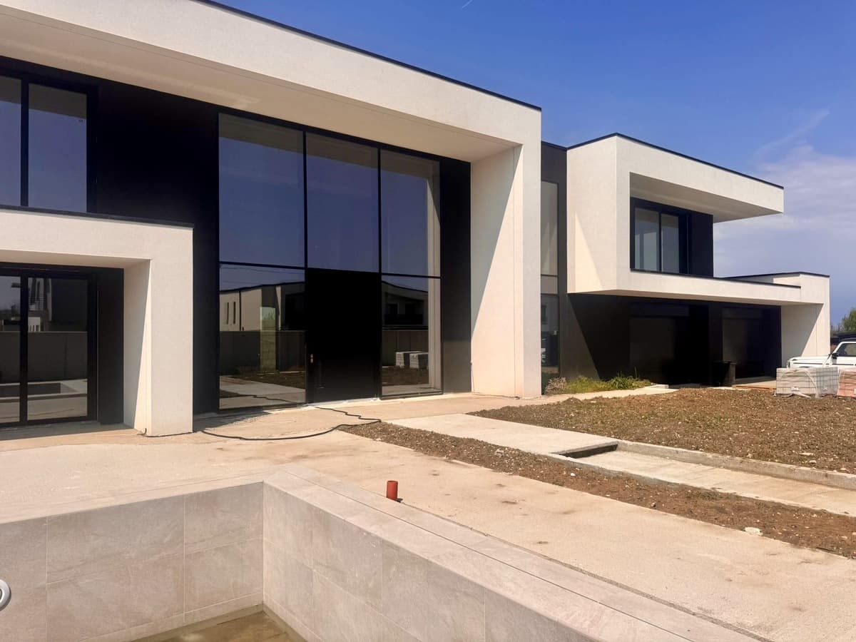 Miami Prime Waterfront Architectural Villa & Private Dock view 4
