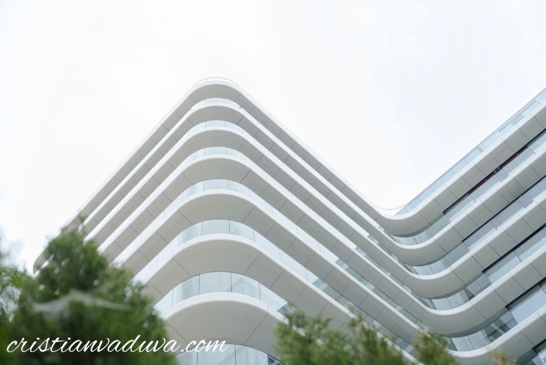 Signature 4-Room Luxury Residence in Northern Corridor view 6