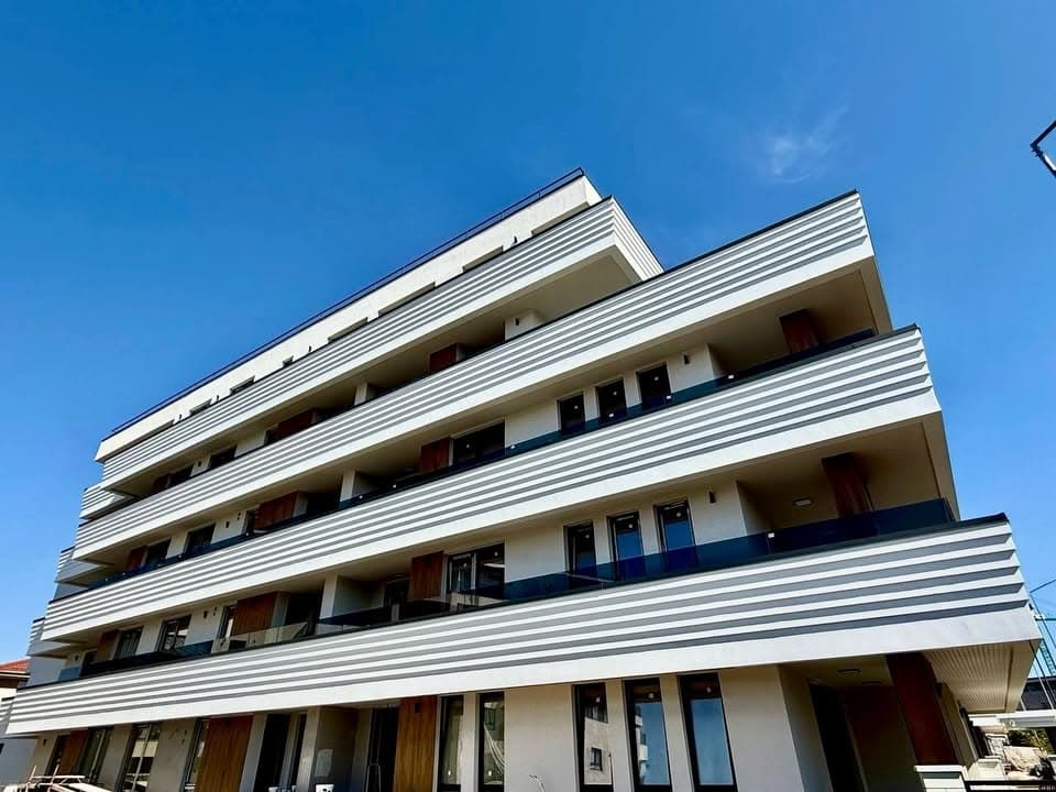 A home that offers both an exclusive lifestyle and a high-growth investment. view 3