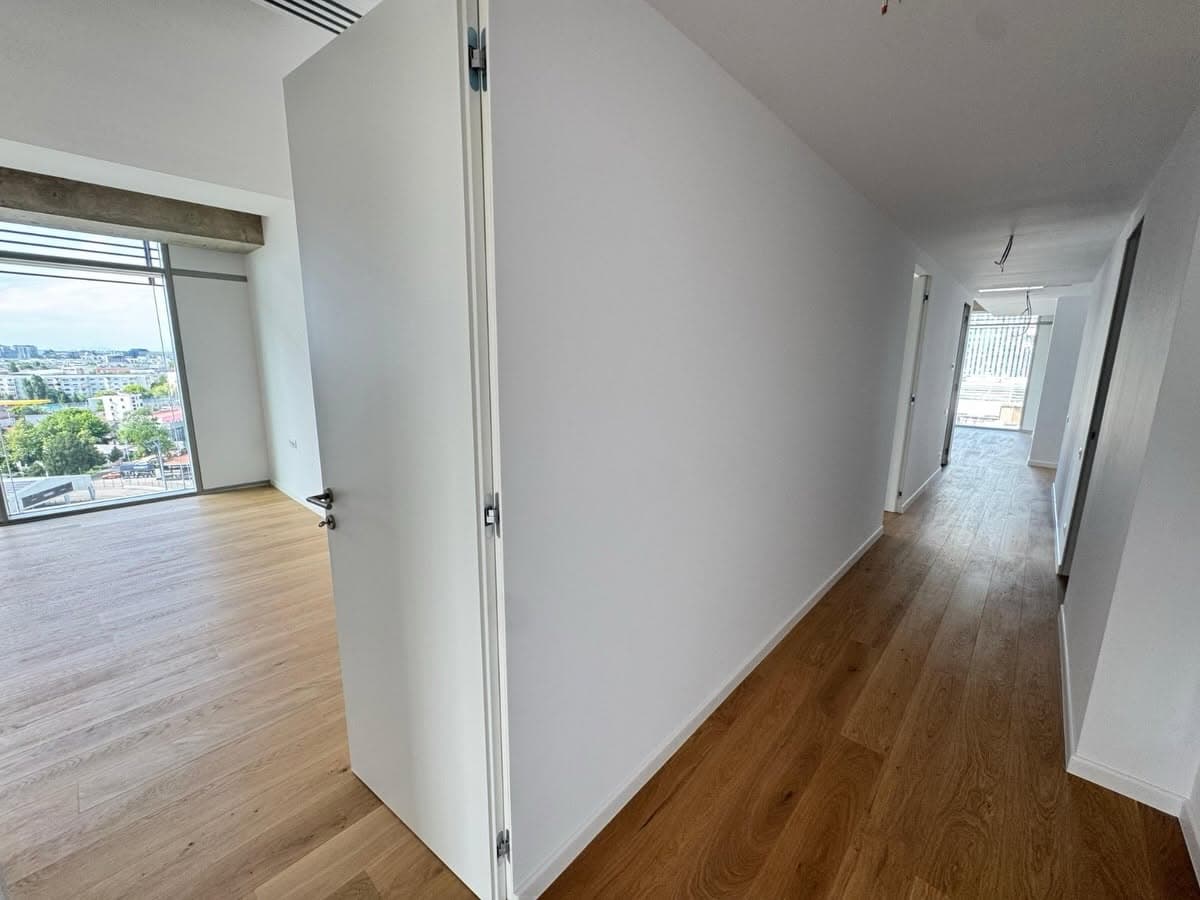 UP-SITE Floreasca — Grand 5-Room Panoramic Residence view 15