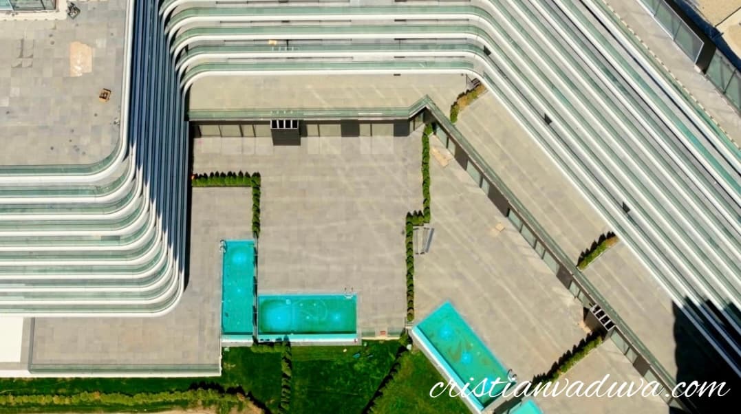 Signature 4-Room Luxury Residence in Northern Corridor view 8