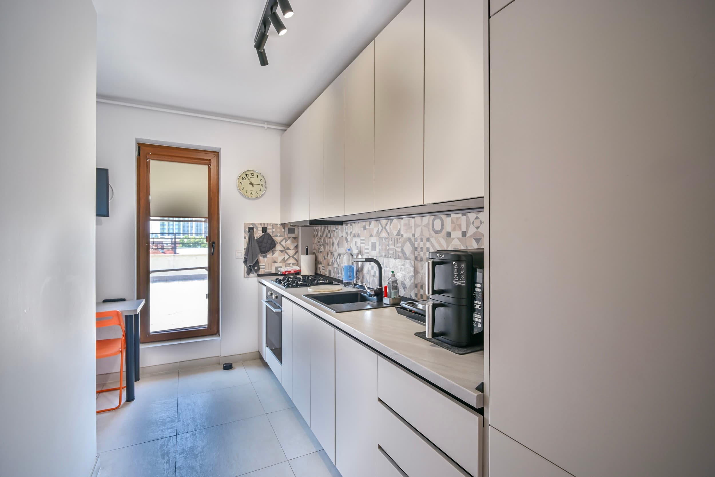 Signature Penthouse with 220 sqm Panoramic Terrace view 16