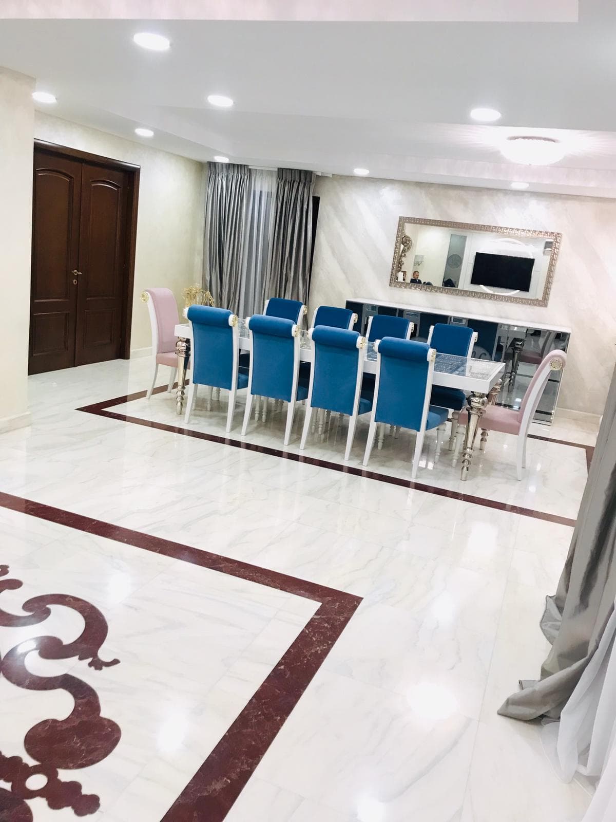 Modern Architectural Villa with Heated Pool & Lake Panoramas view 15