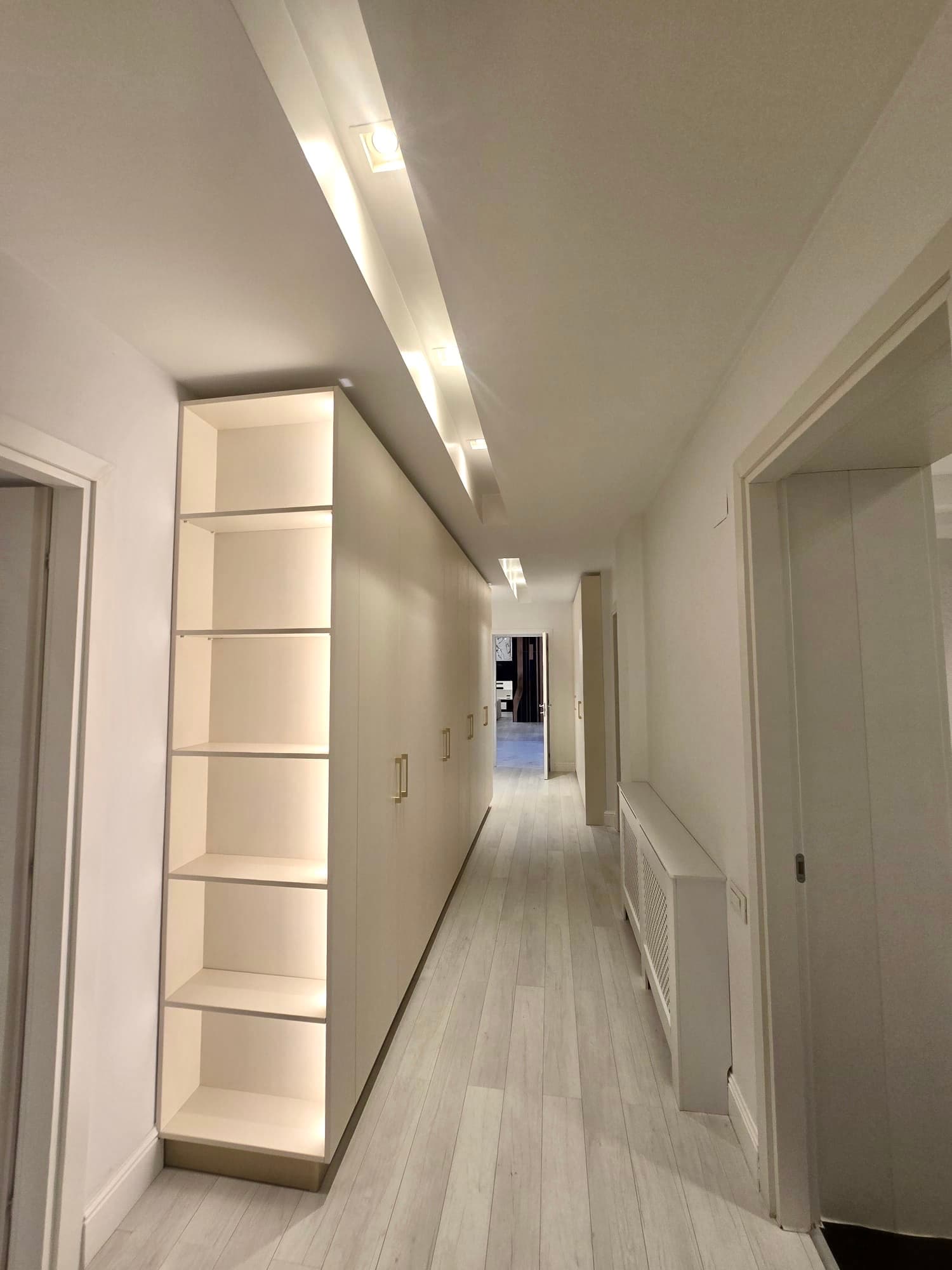Herăstrău Parkside Residence with 220 sqm Private Garden view 19
