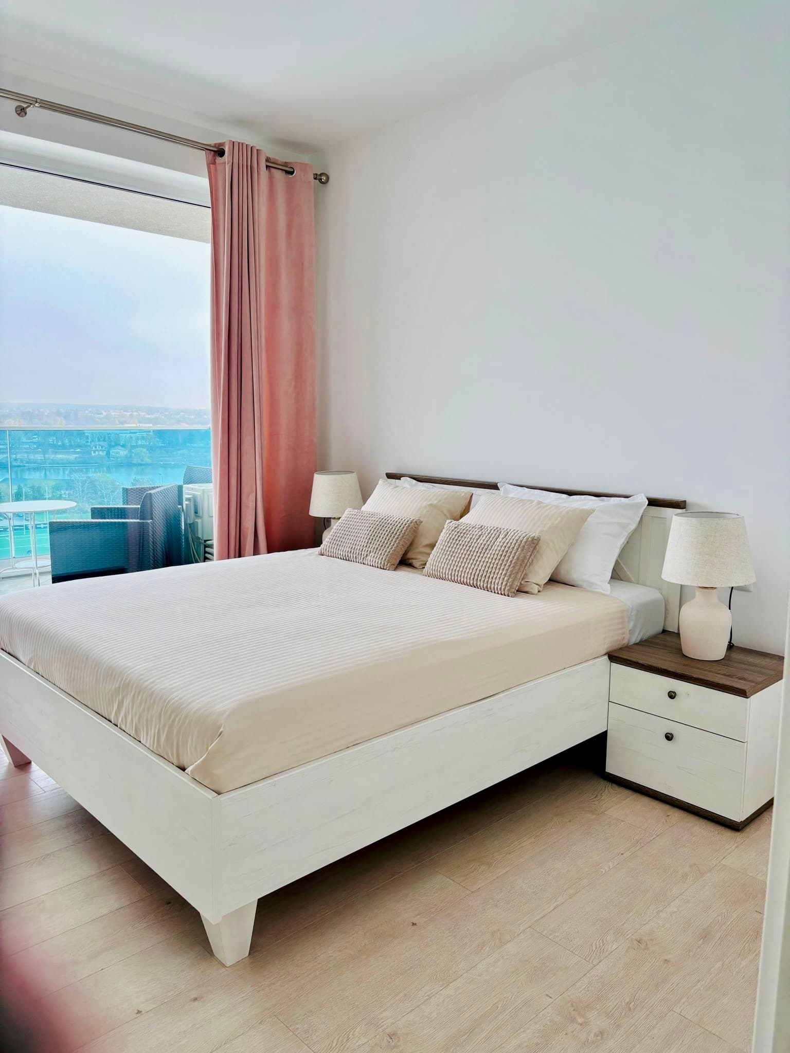 Residence cu 2 camere de For Sale: in Floreasca view 2