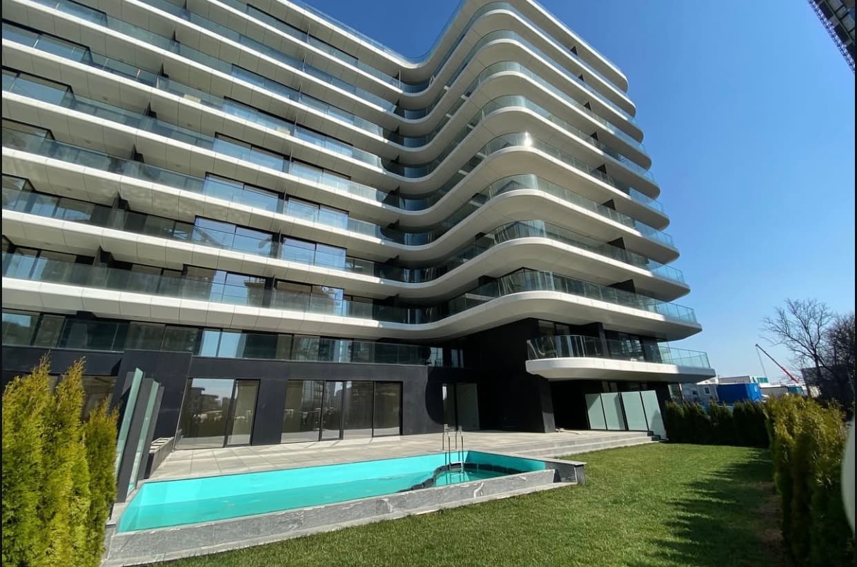 YACHT KID — Waterfront Residence on Floreasca Lake view 4