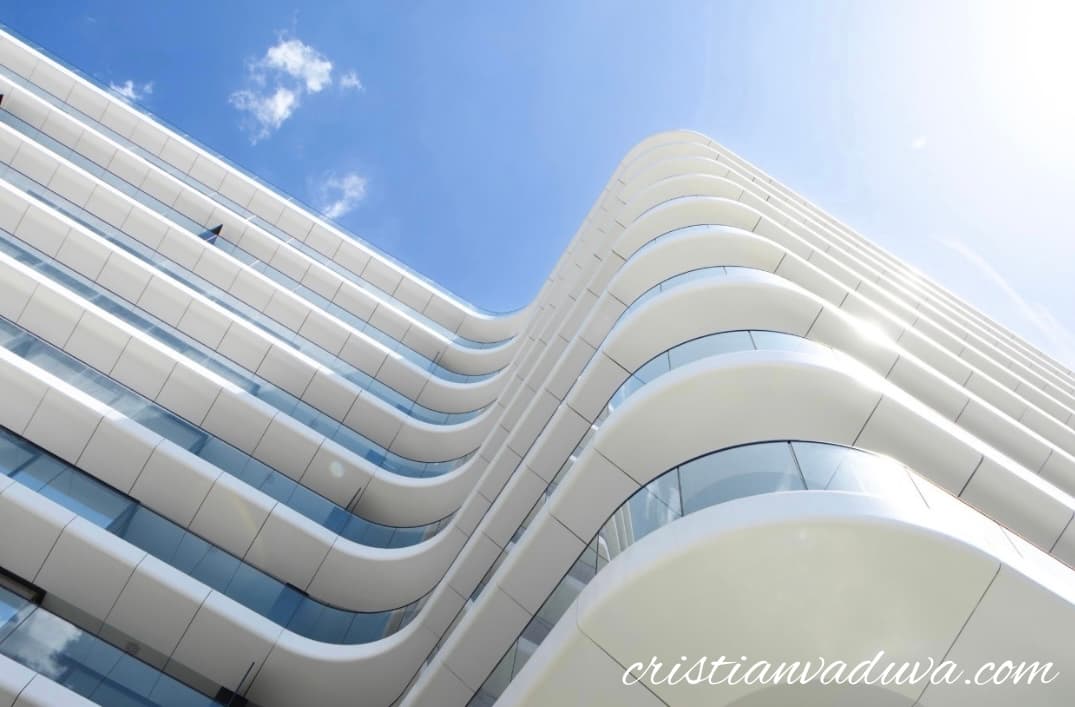 Signature 4-Room Luxury Residence in Northern Corridor view 12