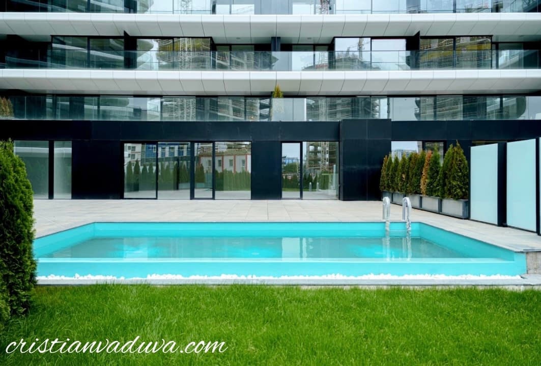 Signature 4-Room Luxury Residence in Northern Corridor view 4
