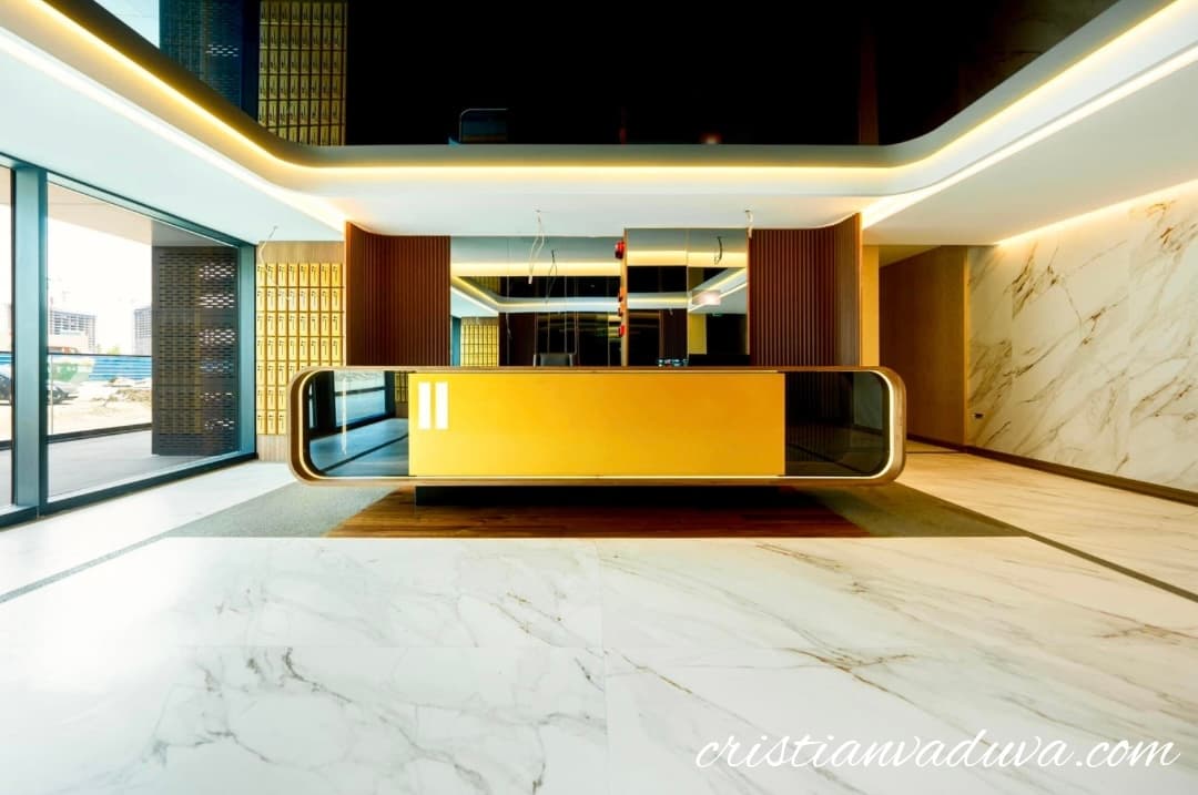 Signature 4-Room Luxury Residence in Northern Corridor view 7