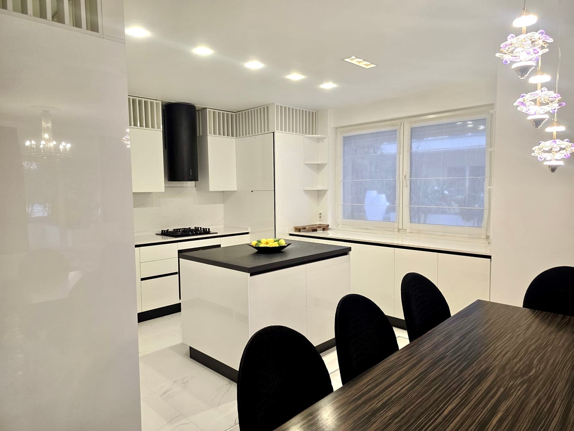 Herăstrău Parkside Residence with 220 sqm Private Garden view 5