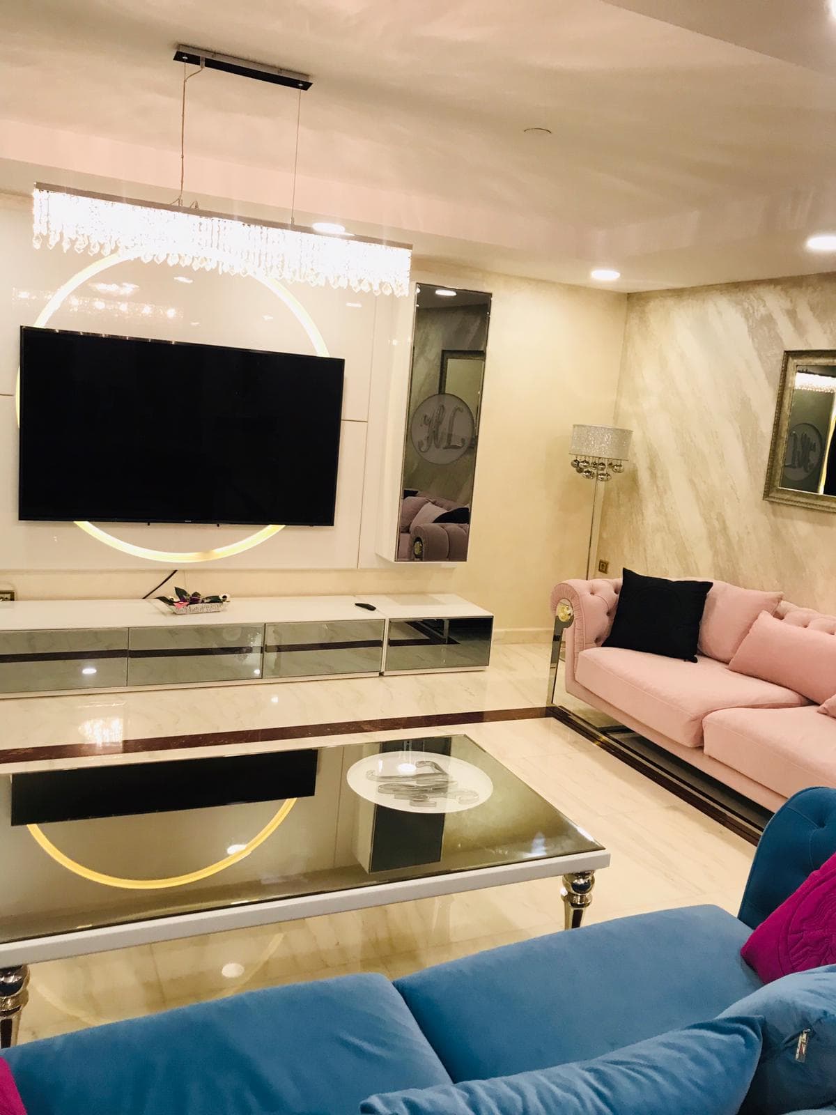 Modern Architectural Villa with Heated Pool & Lake Panoramas view 13
