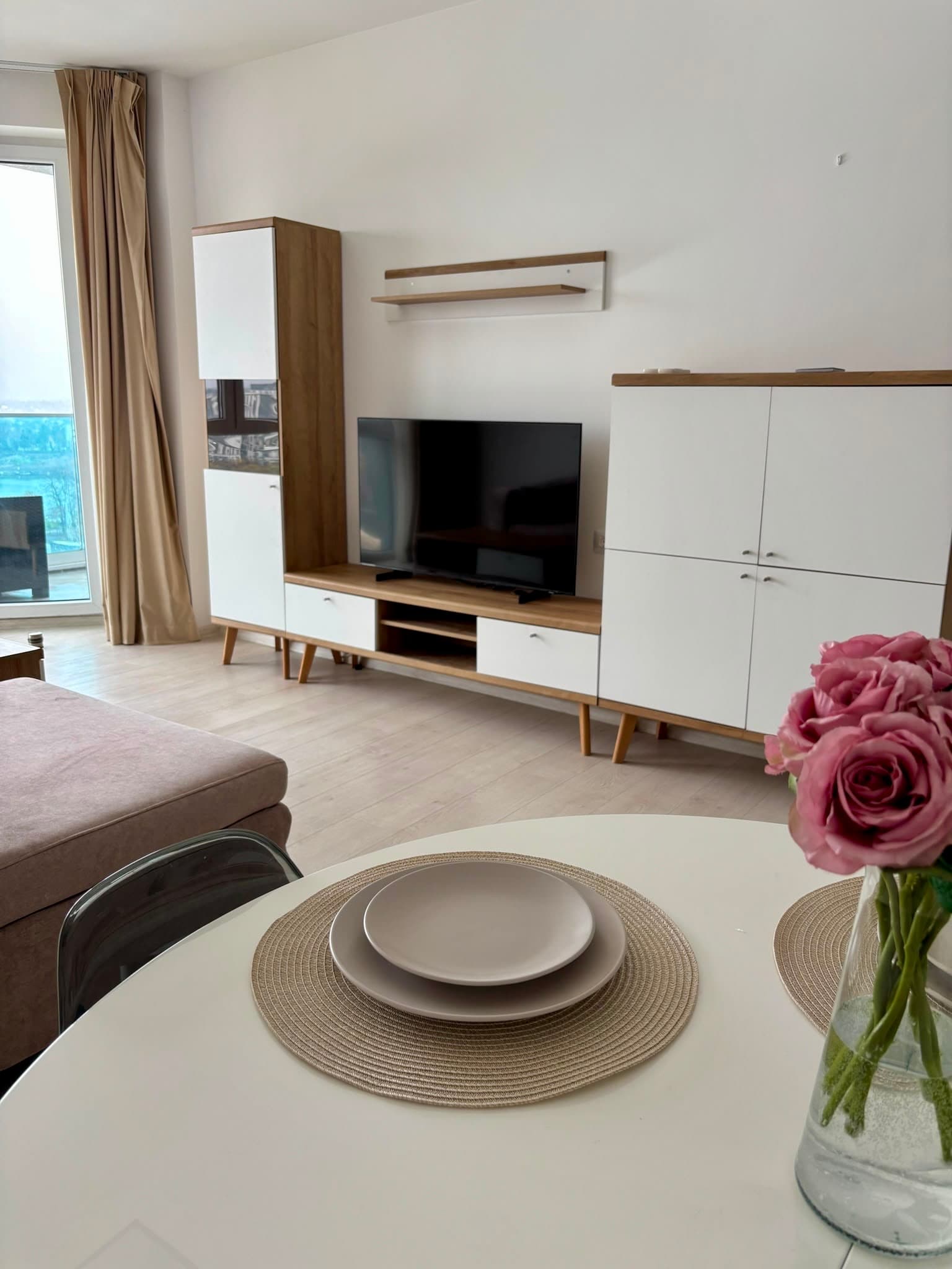 Residence cu 2 camere de For Sale: in Floreasca view 3