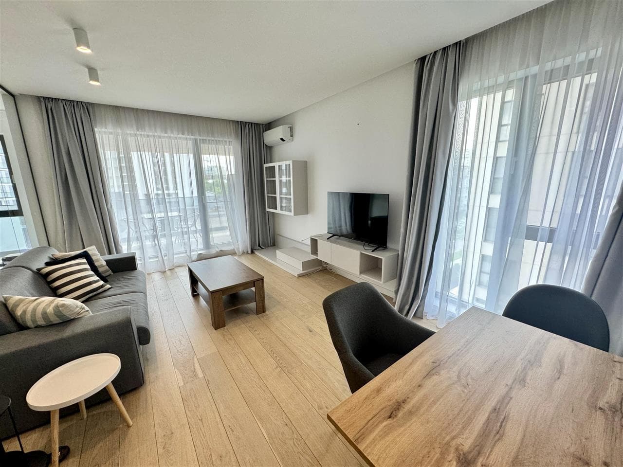 Nusco City Modern Contemporary Residence — Pipera view 17
