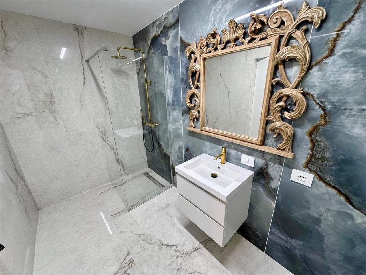 Pipera Horizon Sky Penthouse — Panoramic Northern Views view 15