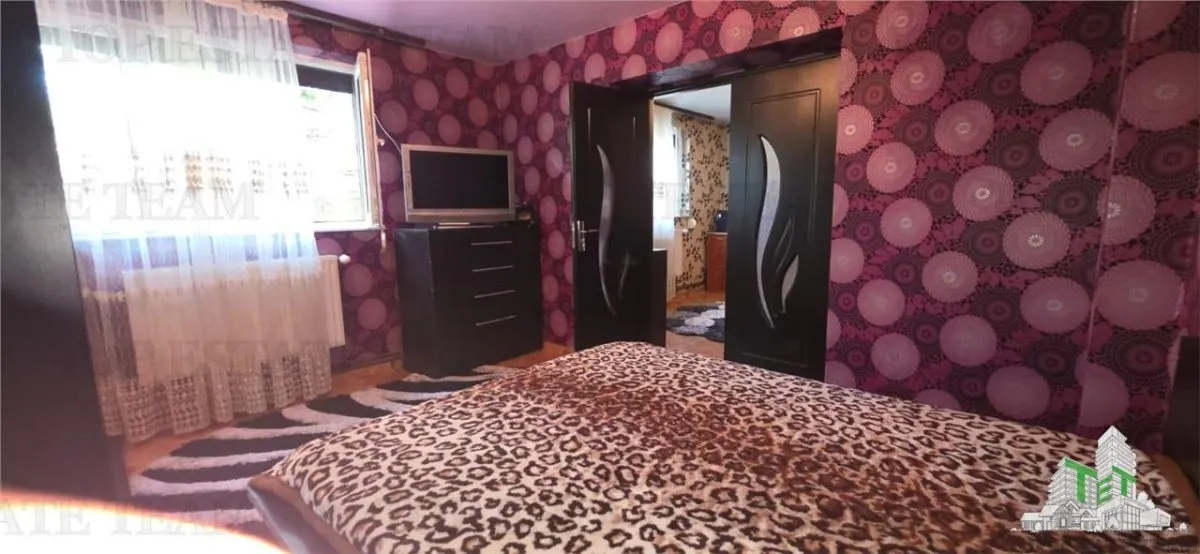 For Sale: Casa 9 camere Bucurestii Noi view 4