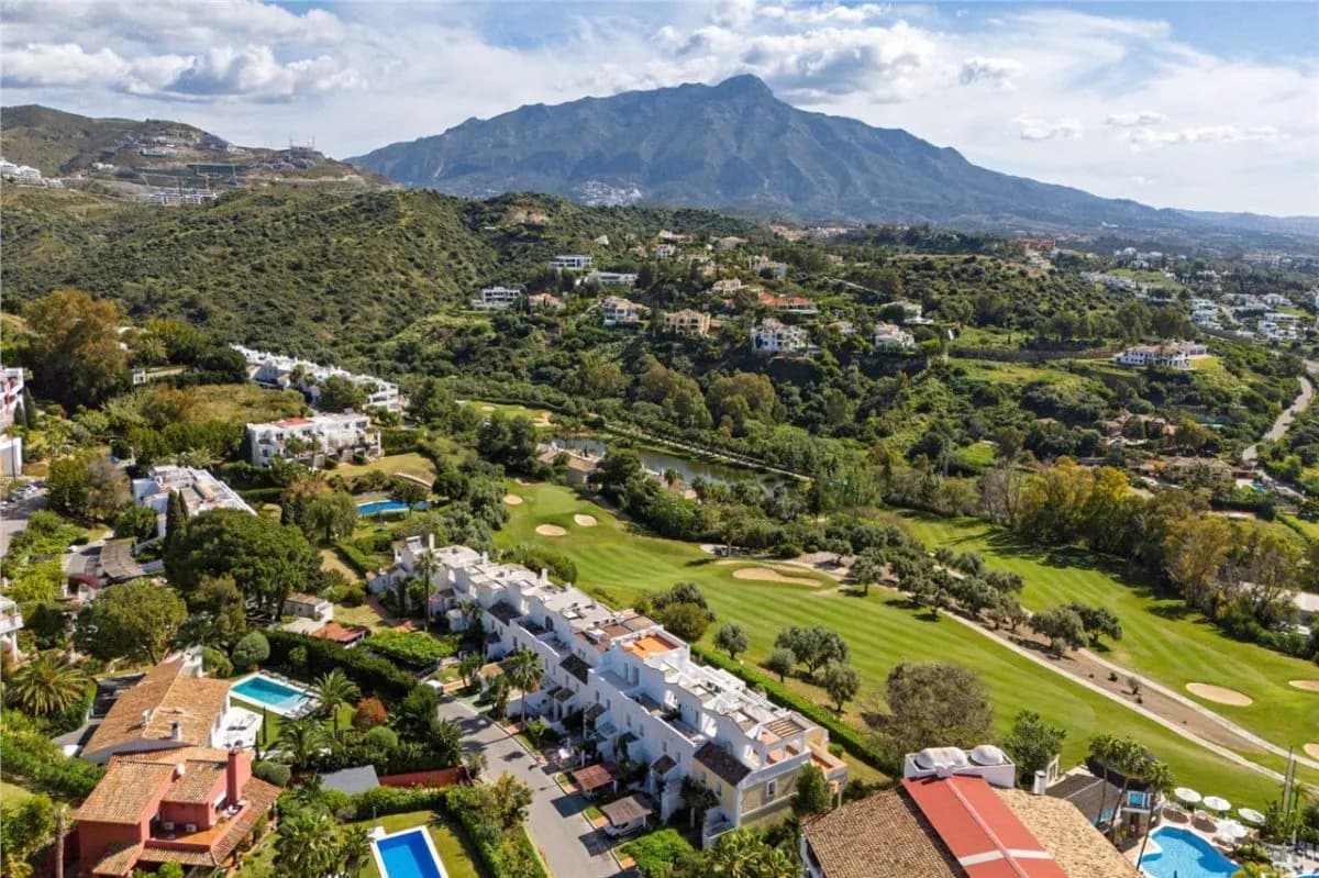 Casa de For Sale: in Malaga view 7