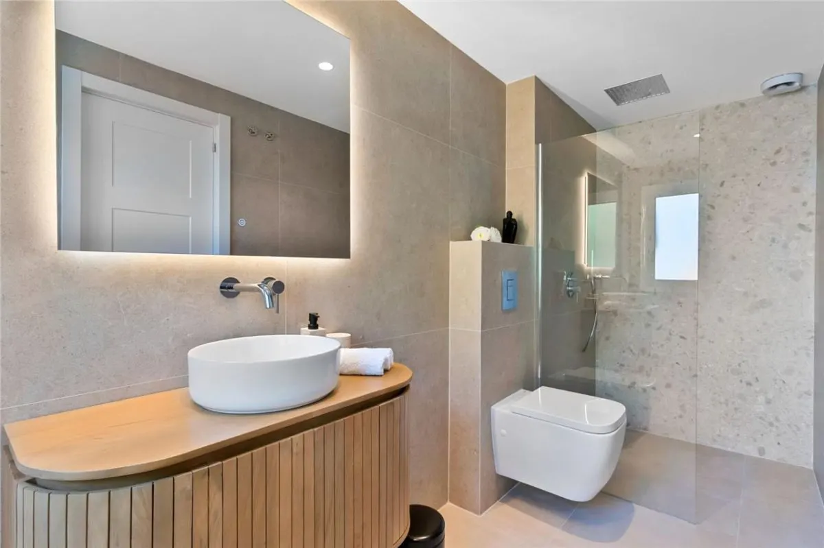 Marbella Golden Mile Contemporary Garden Villa view 6