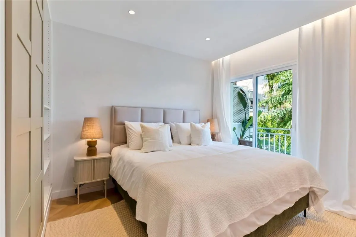 Marbella Golden Mile Contemporary Garden Villa view 10
