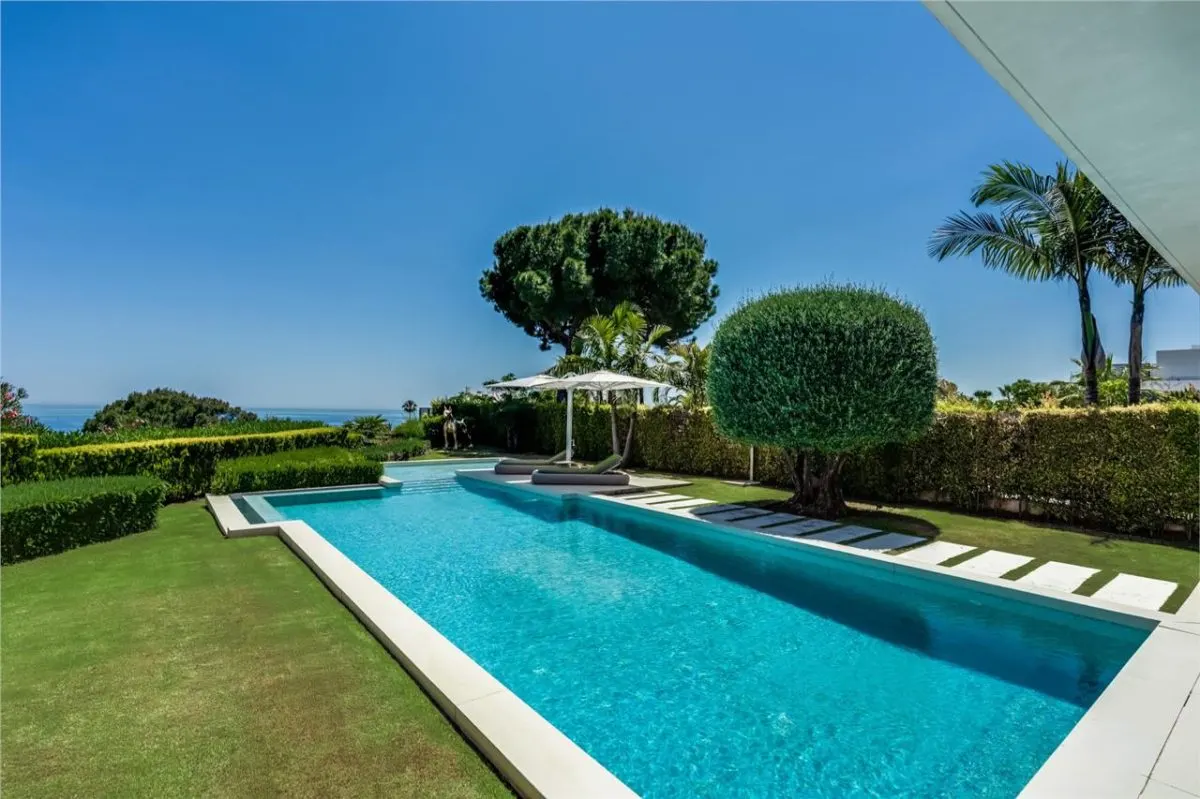 Sierra Blanca Grand Panoramic Villa — Marbella view 5