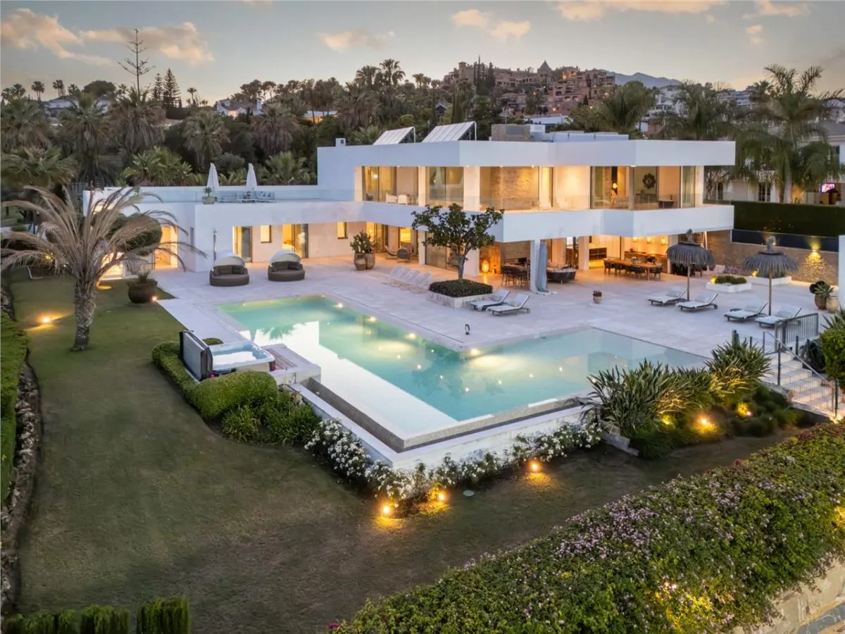 Marbella Hill Club Mediterranean Modern Villa view 2