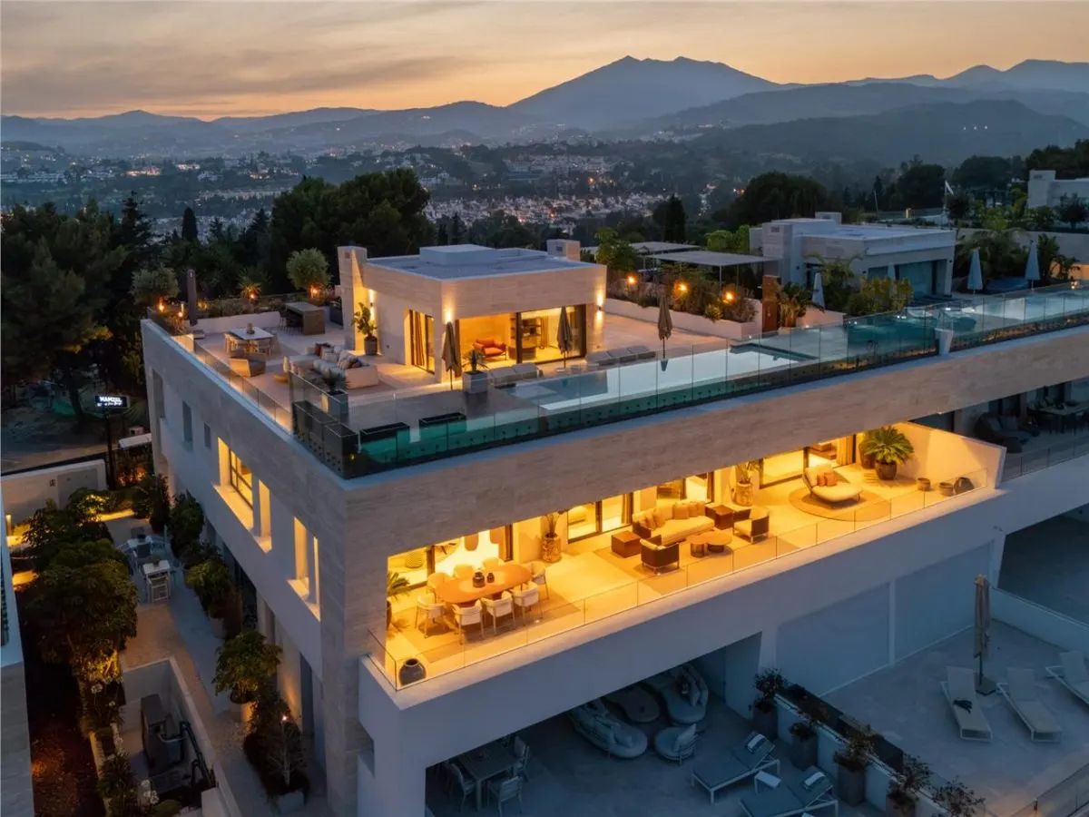 Grand Panoramic Penthouse — Marbella, Costa del Sol — Photograph 1