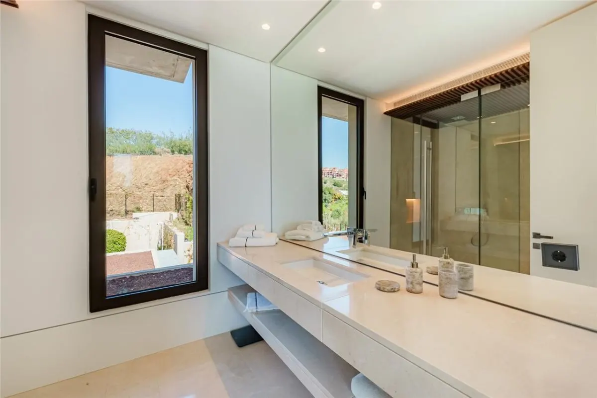 Palatial Architectural Villa — Benahavis, Costa del Sol view 21