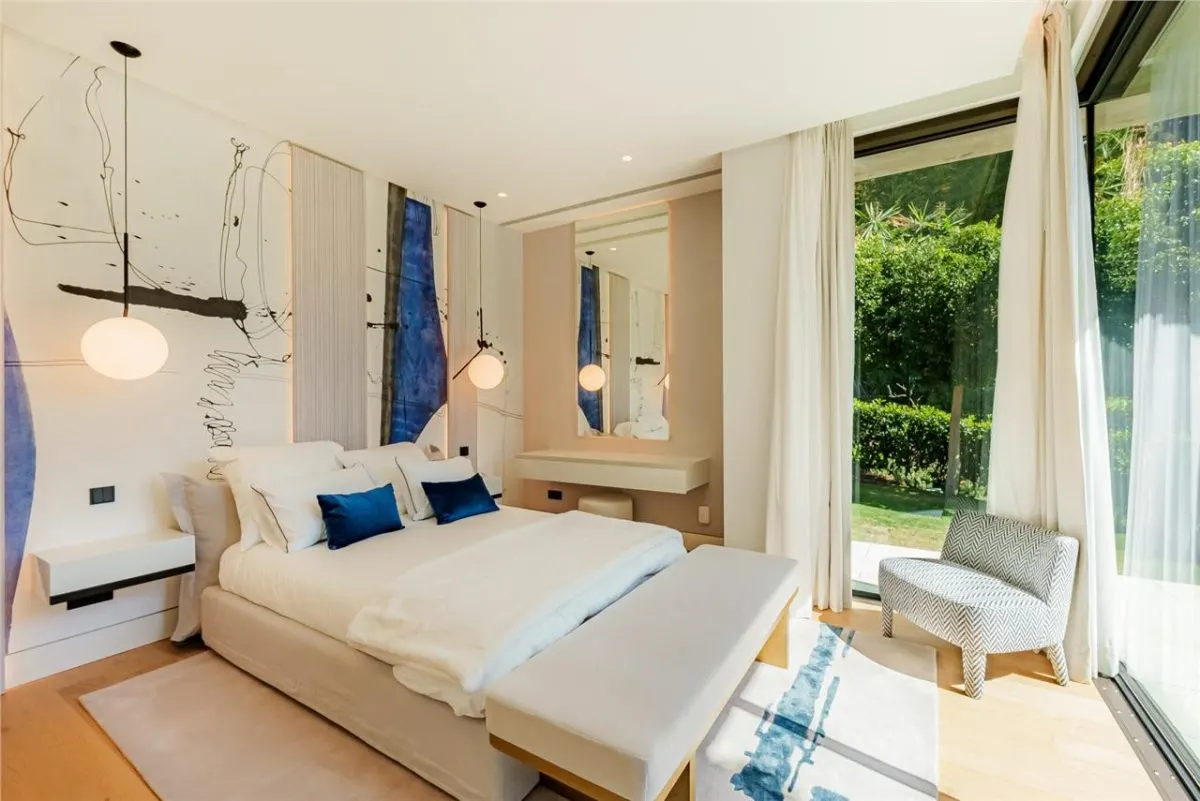 Palatial Architectural Villa — Benahavis, Costa del Sol view 25