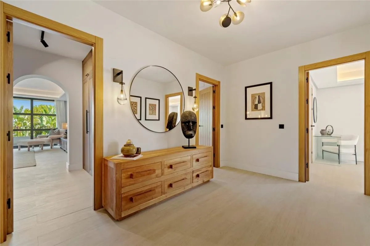 Los Monteros Prime Architectural Mansion — Marbella view 24
