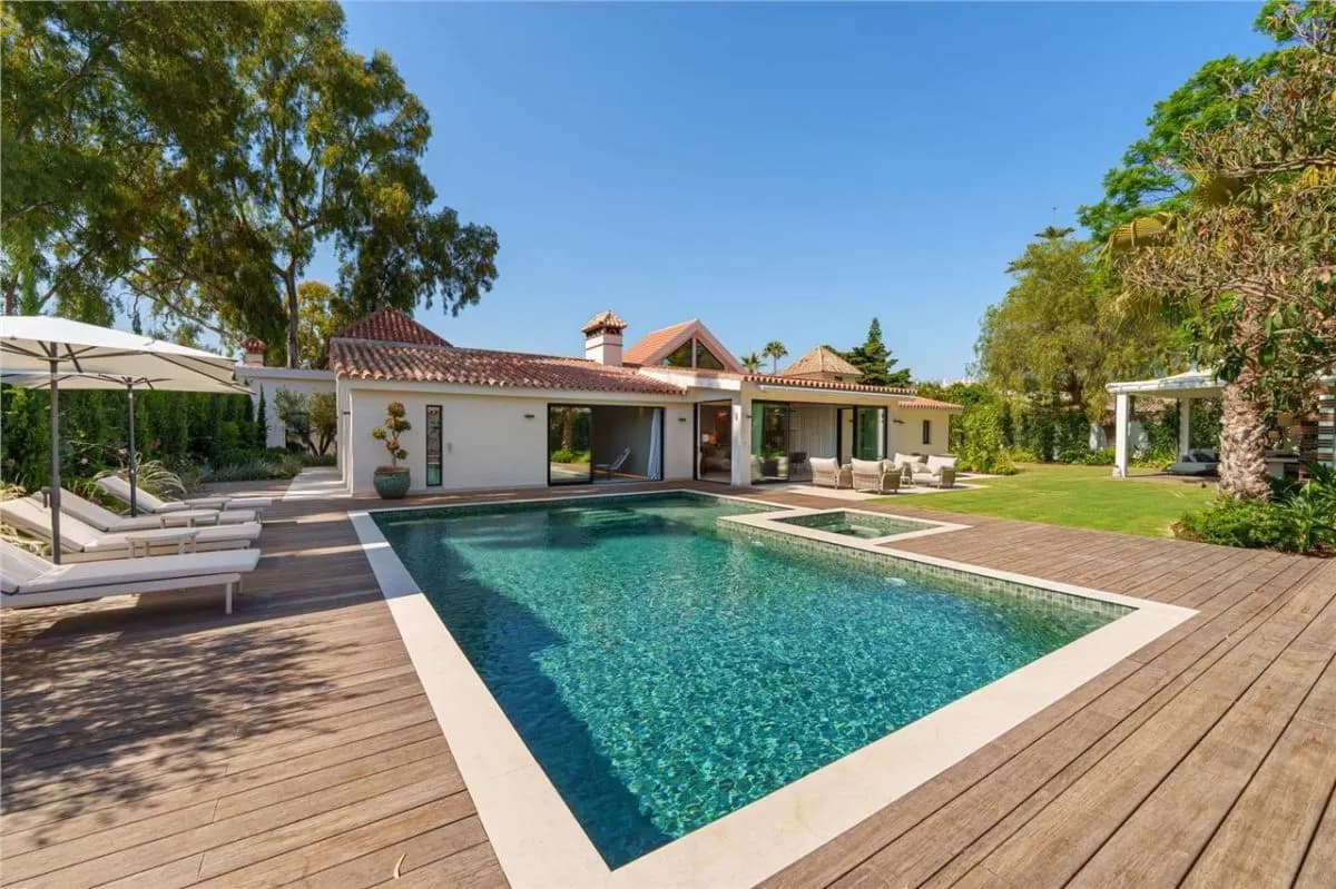 San Pedro Promenade Architectural Villa — Costa del Sol view 2