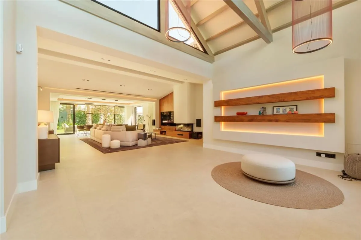 San Pedro Promenade Architectural Villa — Costa del Sol view 10