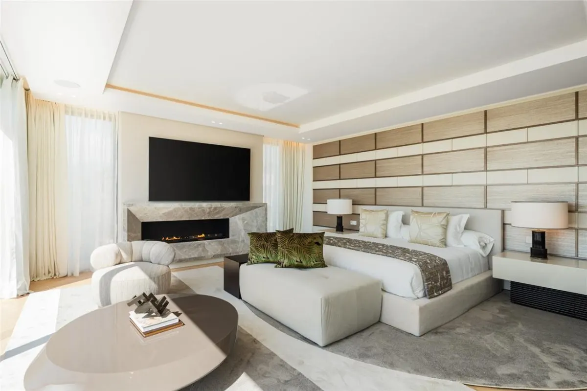 Contemporary Architectural Villa — Marbella, Costa del Sol view 15