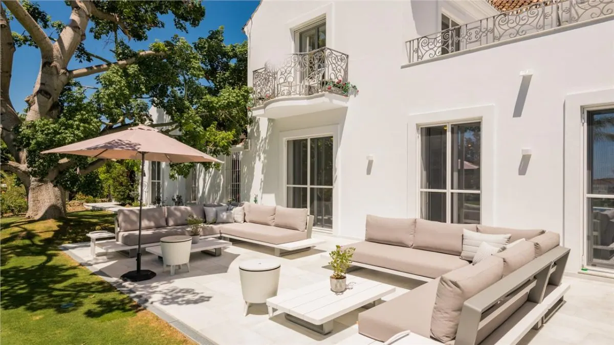 Nagüeles Prime Foothills Residence — Marbella view 2