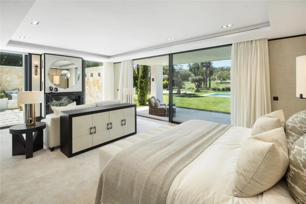 Palatial Super-Prime Villa — Marbella, Costa del Sol view 24