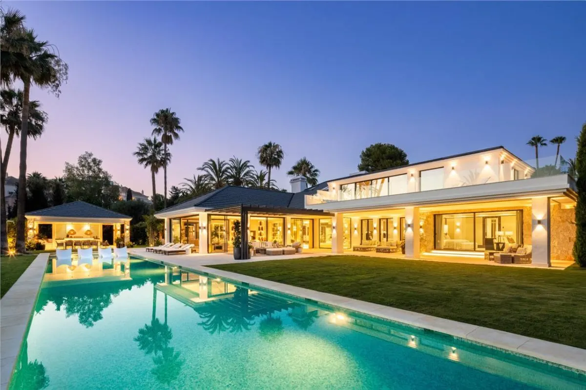 Palatial Super-Prime Villa — Marbella, Costa del Sol view 8