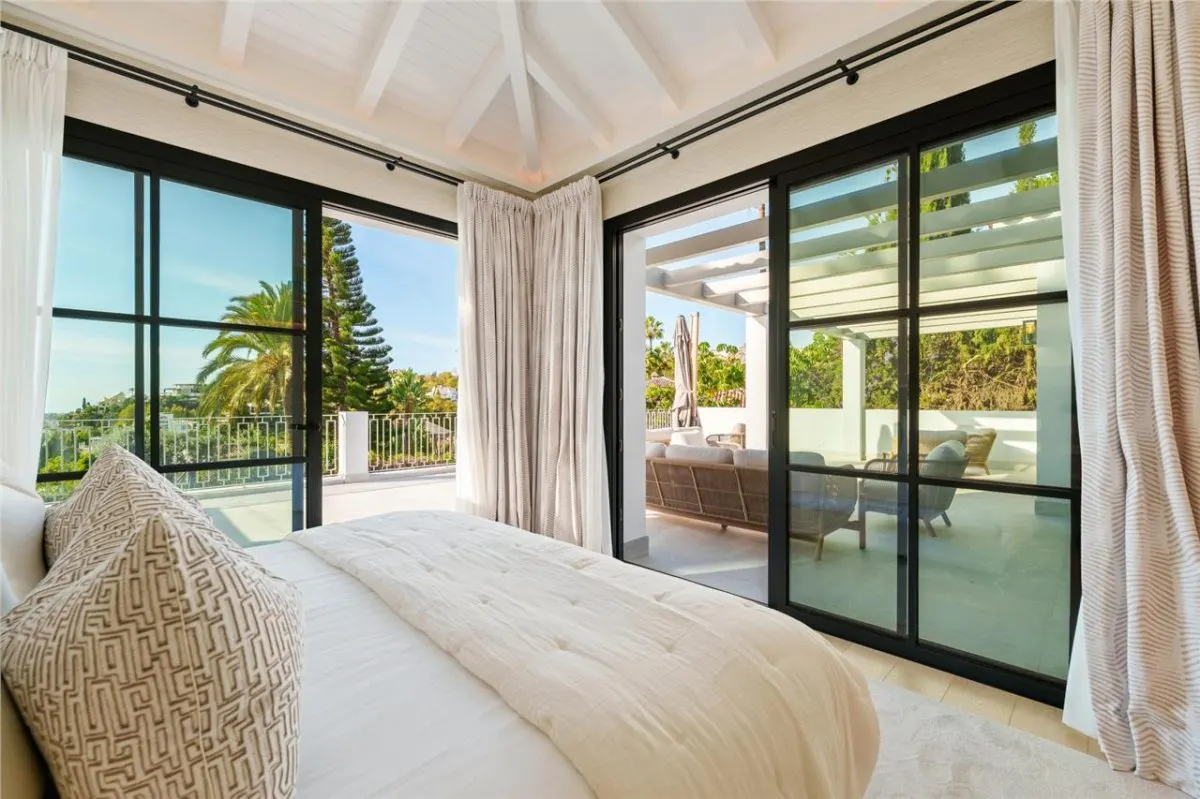 La Quinta Panoramic Golf & Coastal Villa — Benahavís view 20