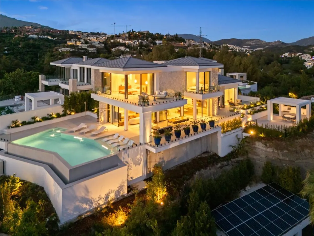 Contemporary Mediterranean Villa 79 — La Quinta, Benahavis — Photograph 1