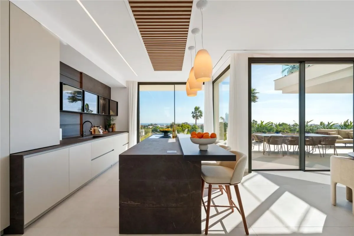 Contemporary Mediterranean Villa 79 — La Quinta, Benahavis view 12