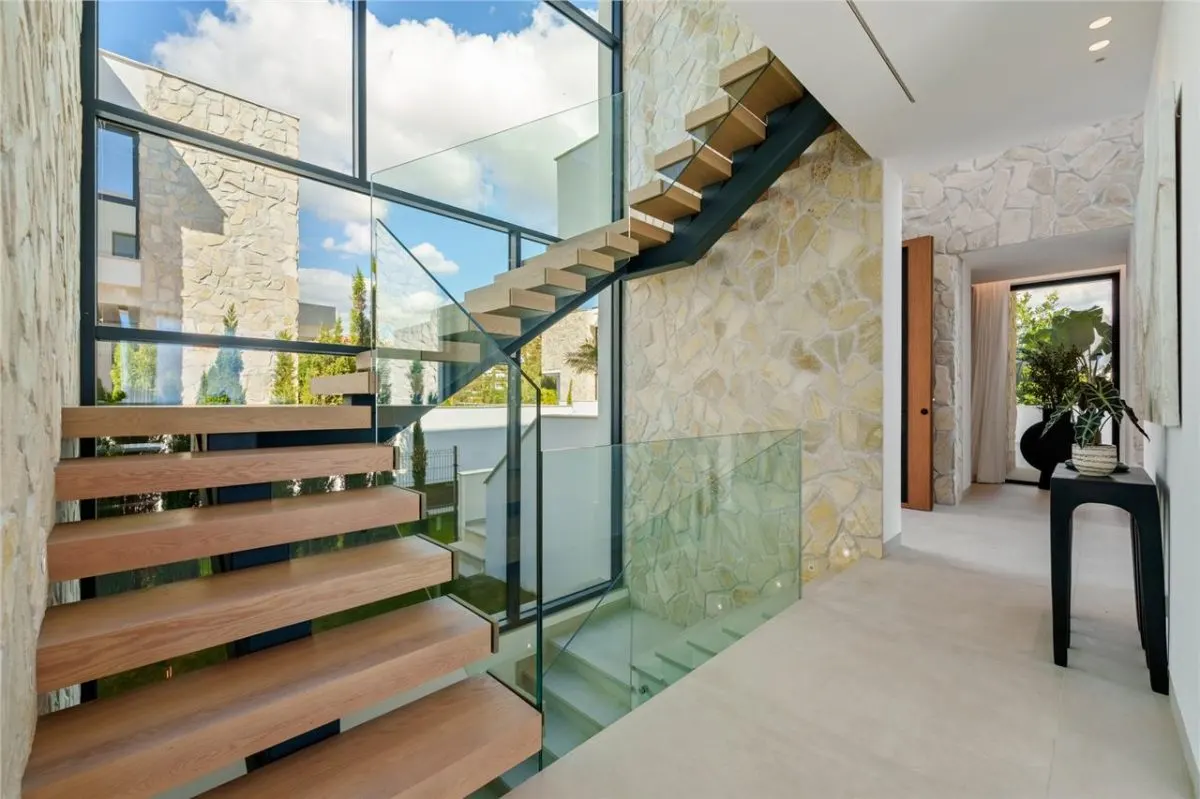 Contemporary Mediterranean Villa 79 — La Quinta, Benahavis view 16