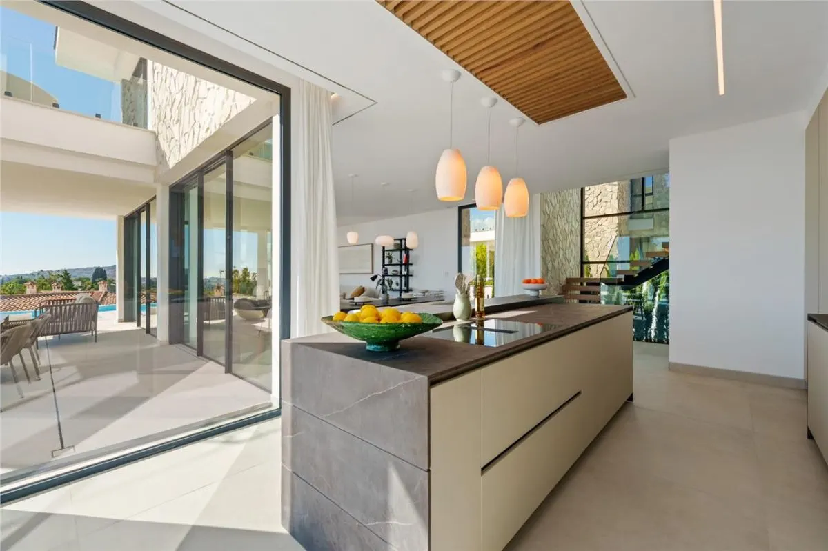 Contemporary Mediterranean Villa 79 — La Quinta, Benahavis view 10