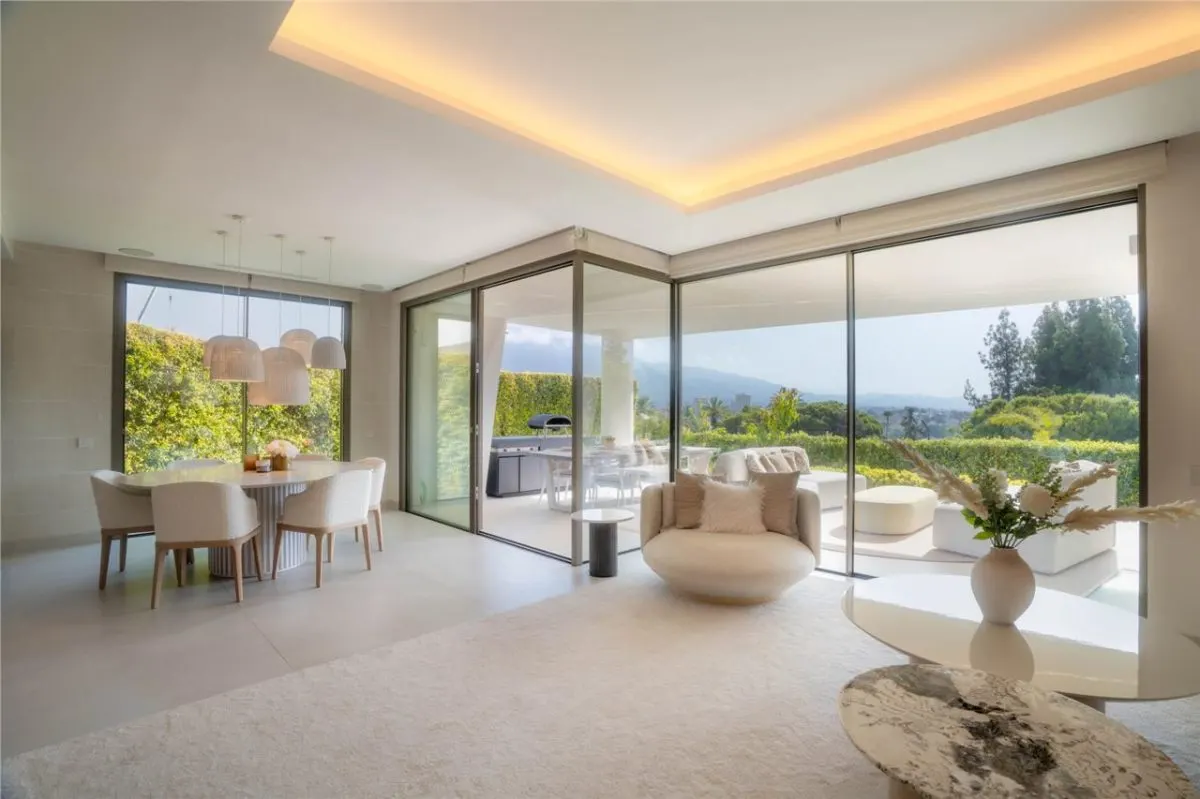Private Belvedere Estate 124 — Marbella East, Marbella view 11