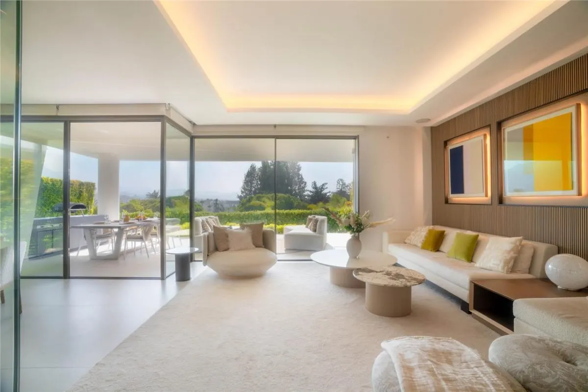 Private Belvedere Estate 124 — Marbella East, Marbella view 12