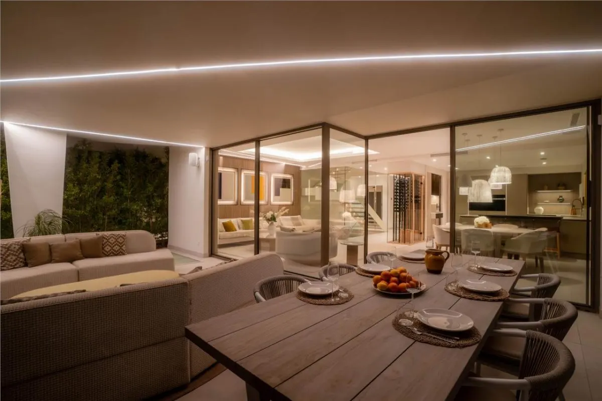 Private Belvedere Estate 124 — Marbella East, Marbella view 3