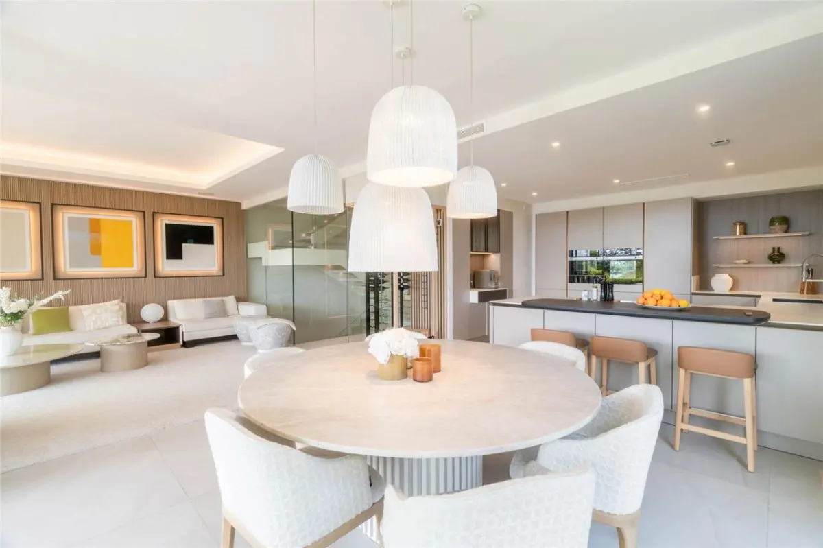 Private Belvedere Estate 124 — Marbella East, Marbella view 4