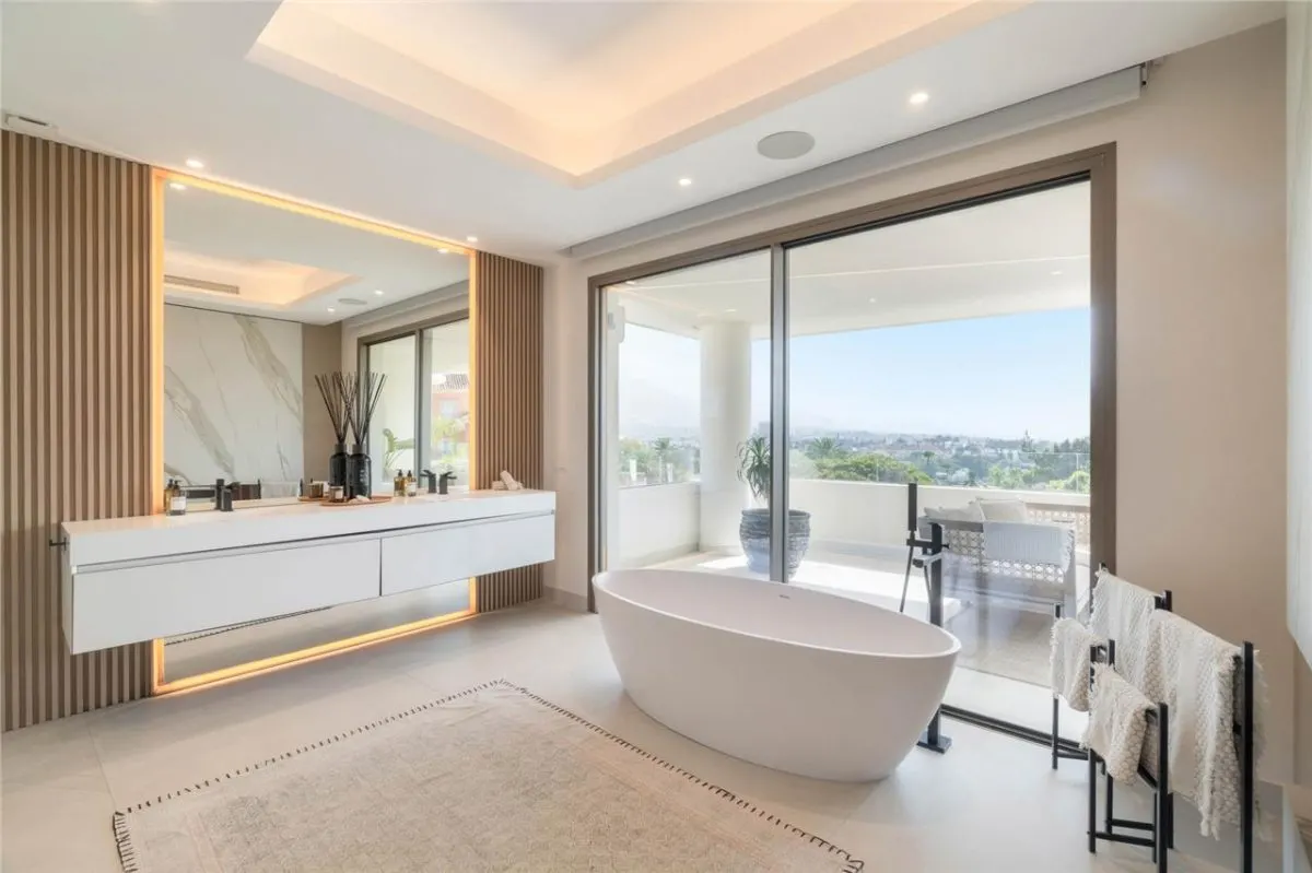 Private Belvedere Estate 124 — Marbella East, Marbella view 7