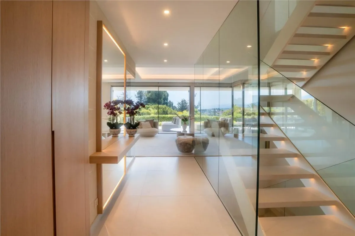 Private Belvedere Estate 124 — Marbella East, Marbella view 9